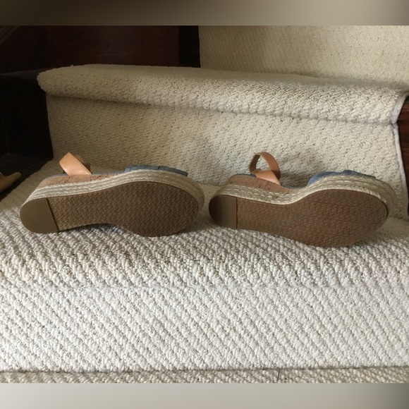 Michael Kors Denim Maxwell Mid Wedge - Size 7.5 - Picture 7 of 7